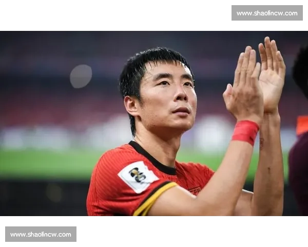 工体震怒！球迷怒吼塞蒂恩下课，李磊侯森挺身护主：责任全在我们