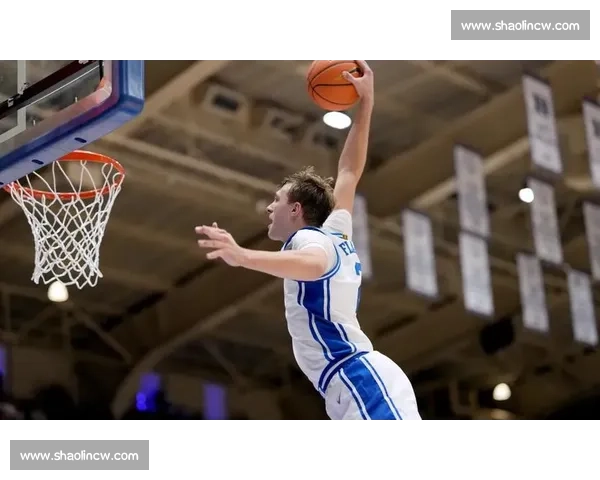 最佳新秀之争白热化：弗拉格、杨翰森与约翰逊的三国杀