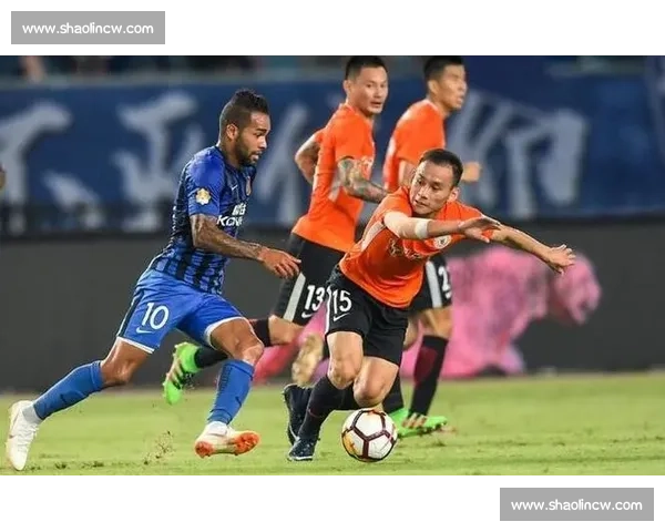 蓝十字与阿特拉斯强强对话揭示墨超争冠格局新走向关键一役赛前看点